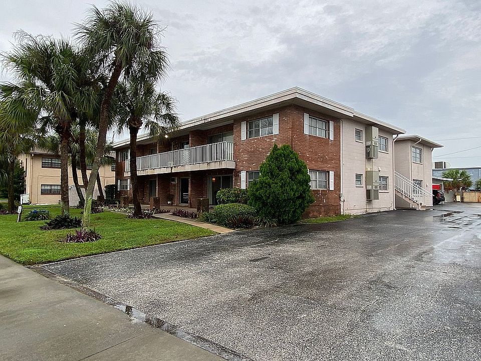 1st image of 4250 37th St S APT 2