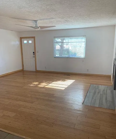 29 Lisbon Ave SE — Photo 6