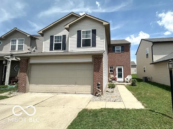 2302 Middle View Dr, Columbus, IN 47201