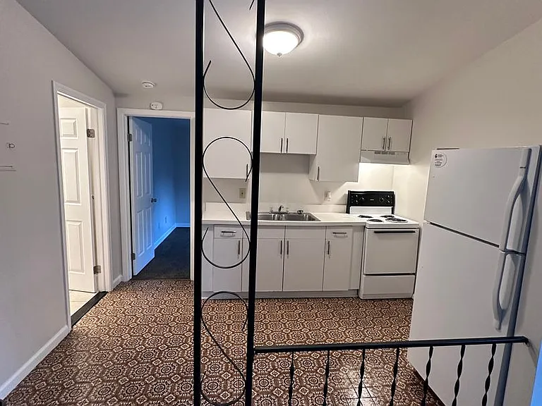 3116 Court Street — Photo 2