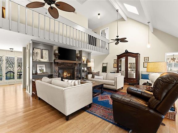 4th image of 5705 High Harbor Ct