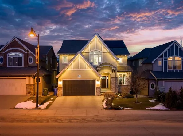 52 W Aspen Summit Dr SW, Calgary, AB T3H 0E8