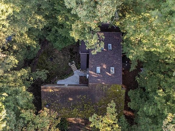 2nd image of 106 Green Forest Dr