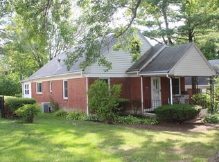 106 Nyroy Dr, Troy, NY 12180