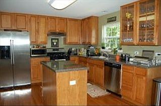 3rd image of 23 Moraine Dr