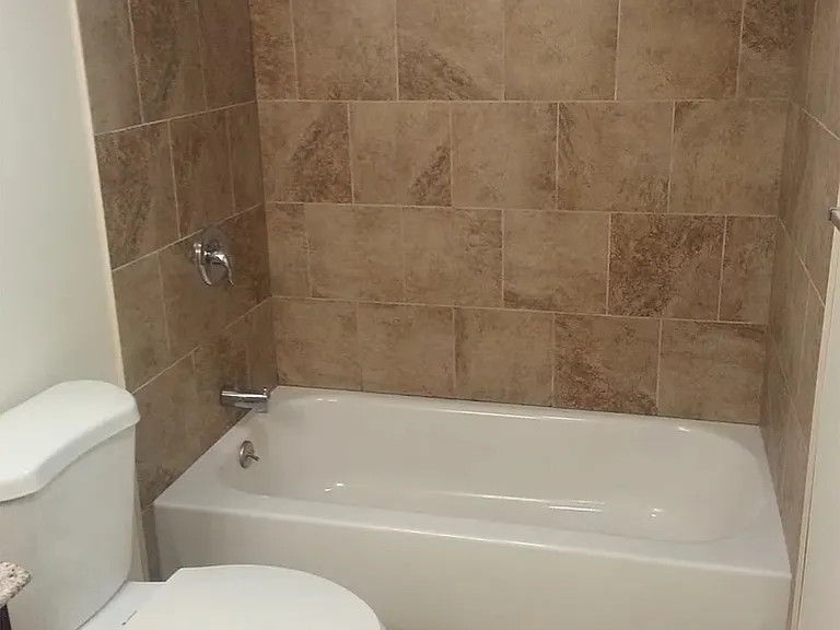 302 Horace Ave — Photo 6