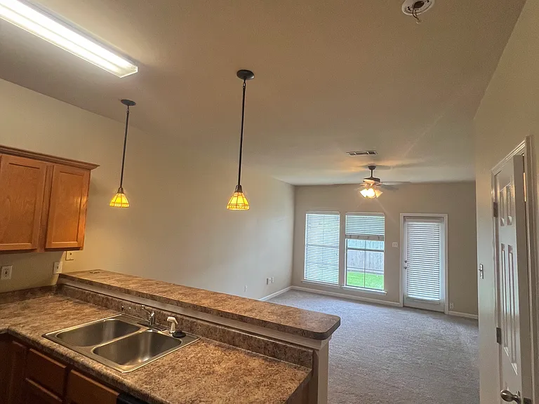 1900 Carrollwood Dr #3 — Photo 18