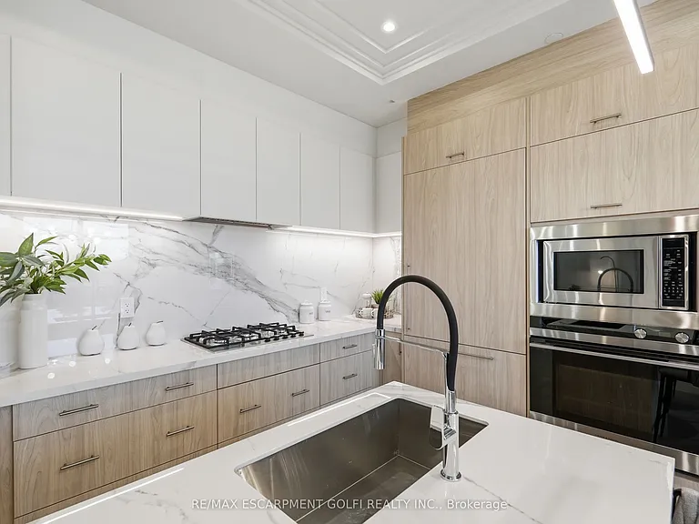 123 Maurice Dr #409 — Photo 10