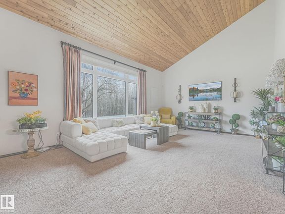 3rd image of 51313 Range Rd #231-182