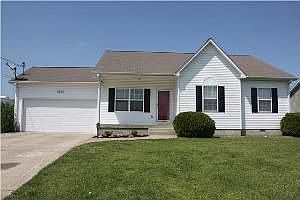 2nd image of 2804 Belle Meade Pl