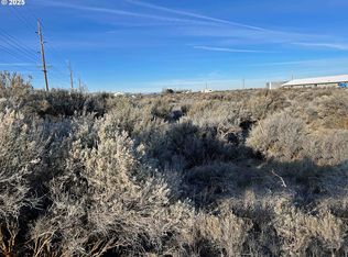 Christmas Valley Hwy #10000, Christmas Valley, OR 97641
