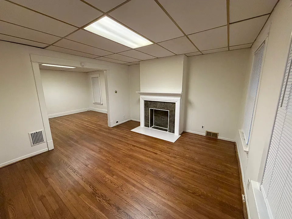 877 Hertel Ave
