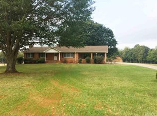 2187 Startown Rd, Newton, NC 28658