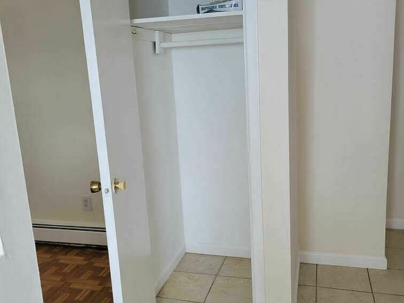 5th image of 389 Gower St Floor 1