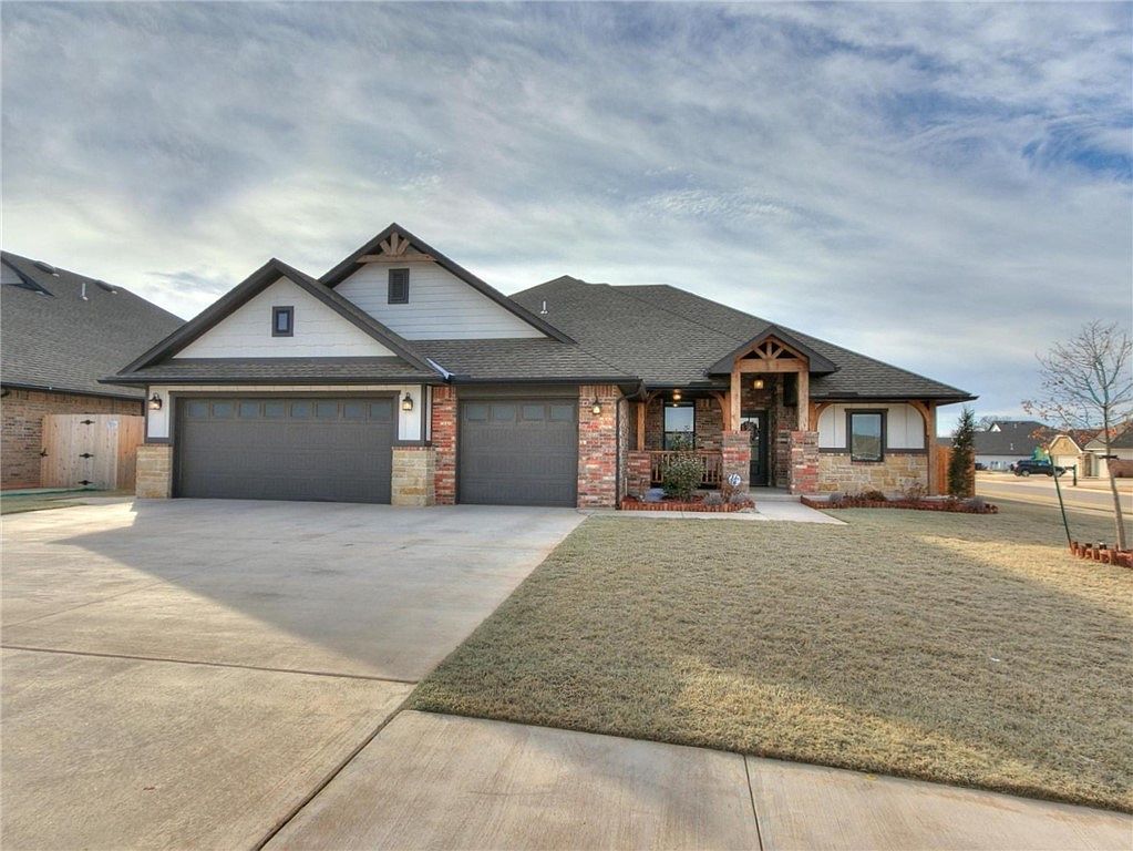 2700 SE 22nd St, Moore, OK 73160 | Zillow