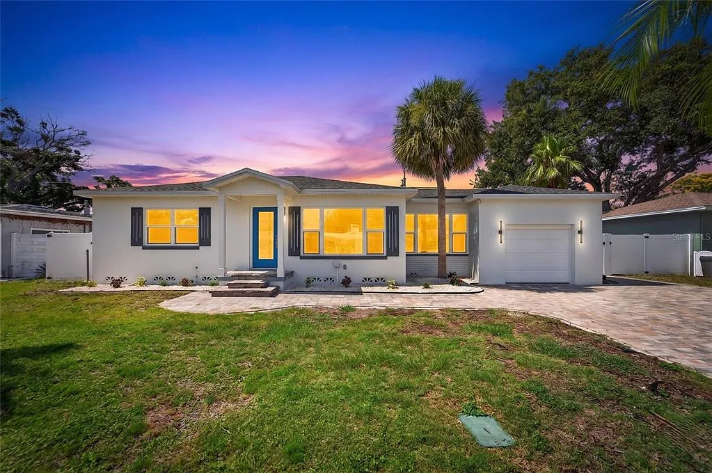 3 bed, 3.5 bath, 1779 sqft, $3,800 — Photo 1