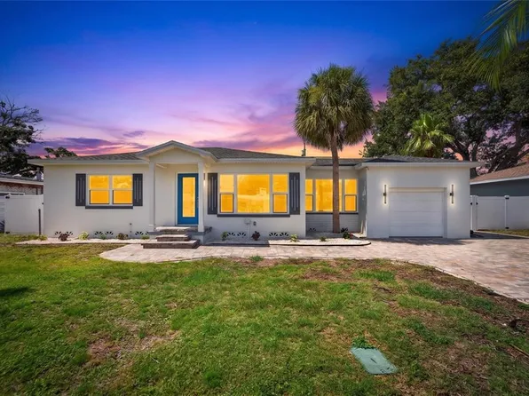 4810 Del Rio Way S, Gulfport, FL 33711
