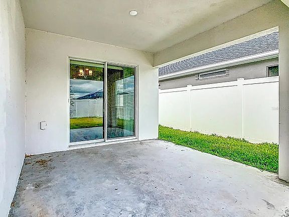 5th image of 408 Lily Ln