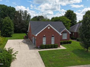 116 Waverly Dr, Bardstown, KY 40004