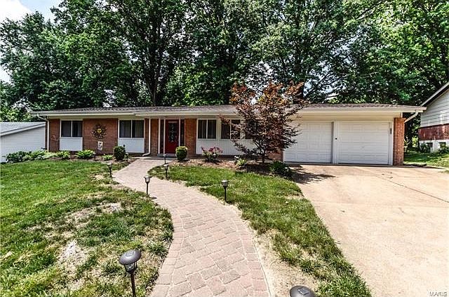 1st image of 751 Montmartre Dr