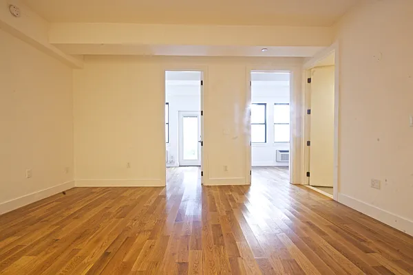 Rented by Nest Seekers International | media 18