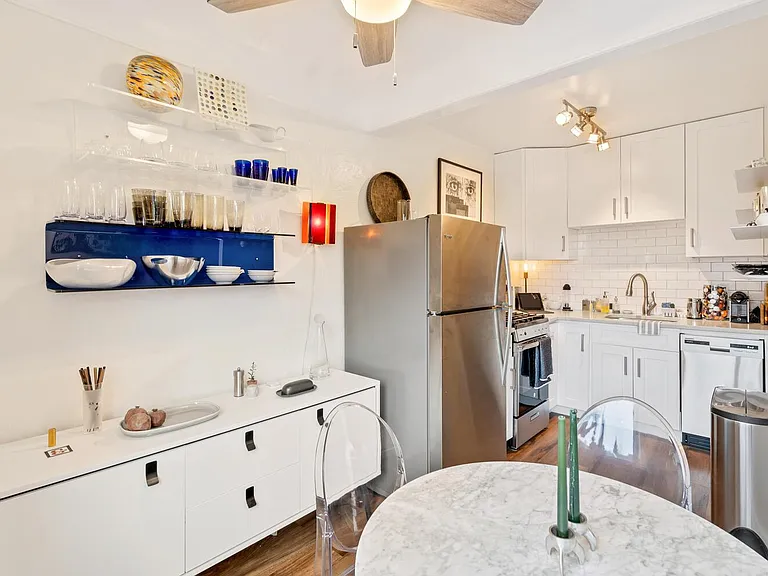 Bermuda Apartments — Photo 19
