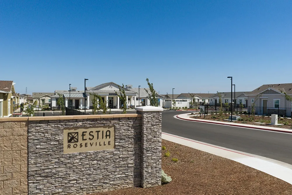 Estia Roseville — Photo 2