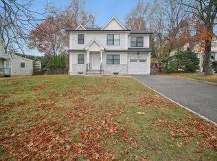 134 Hillside Ave, Livingston, NJ 07039
