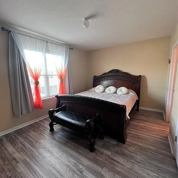 10426 Yellow Spice Ct — Photo 8