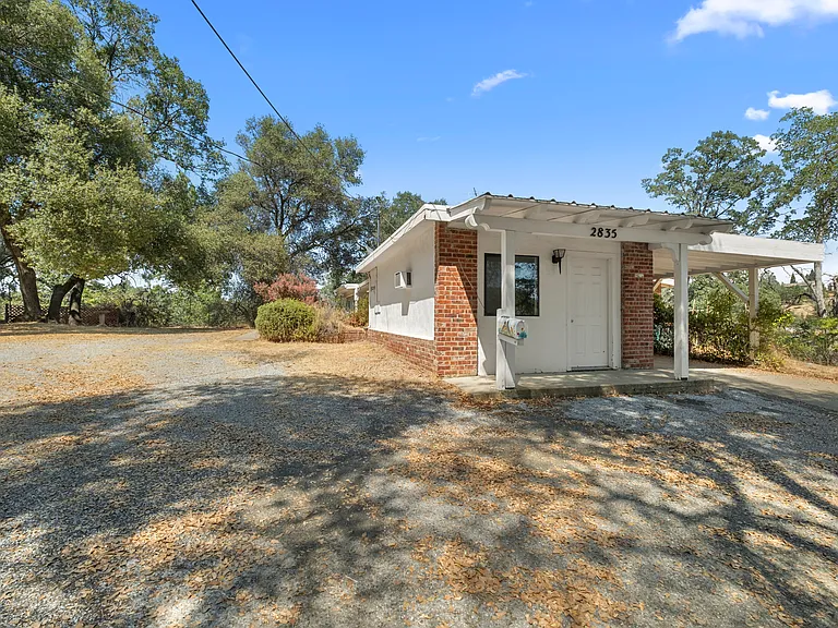 2835 Easy St — Photo 3