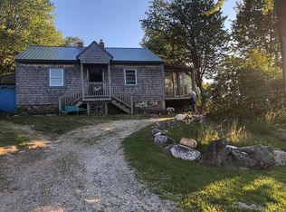 37 Post Rd, Hiram, ME 04041