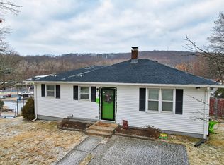 1 Richard Ter, Waterbury, CT 06705