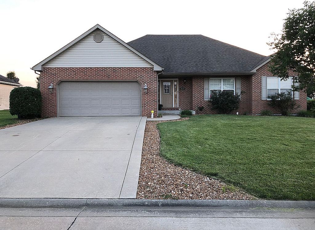 4535 Baederwood Ct, Smithton, IL 62285 Zillow