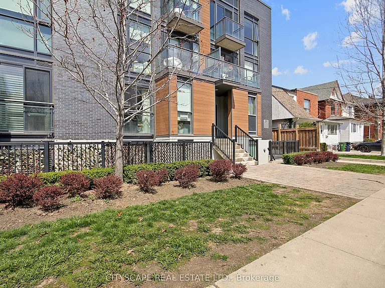 370 Wallace Ave #501 — Photo 2