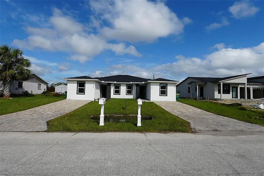 3 bed, 2.0 bath, 1265 sqft, $1,750 — Photo 1
