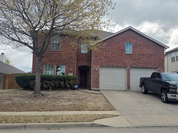 6001 Red Drum Dr, Fort Worth, TX 76179