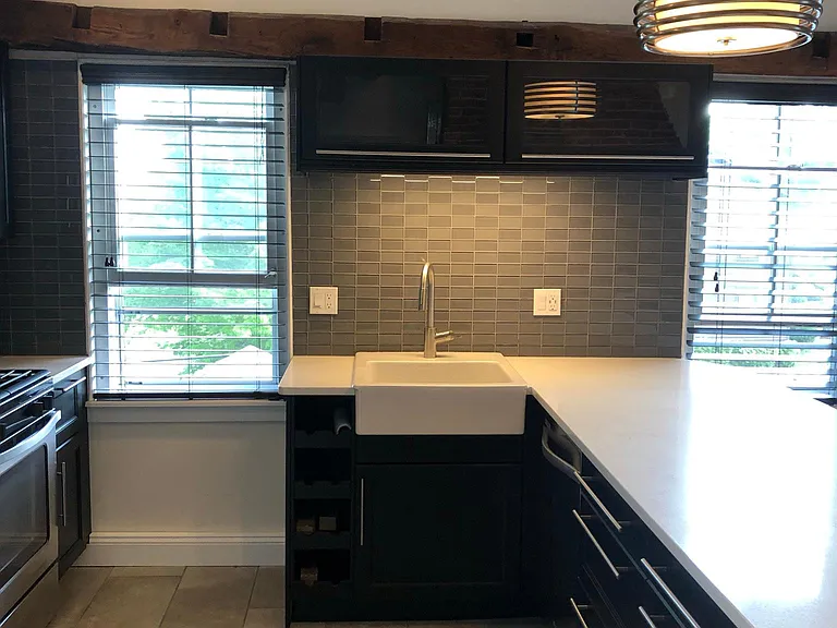 688 Broad St #2 — Photo 6