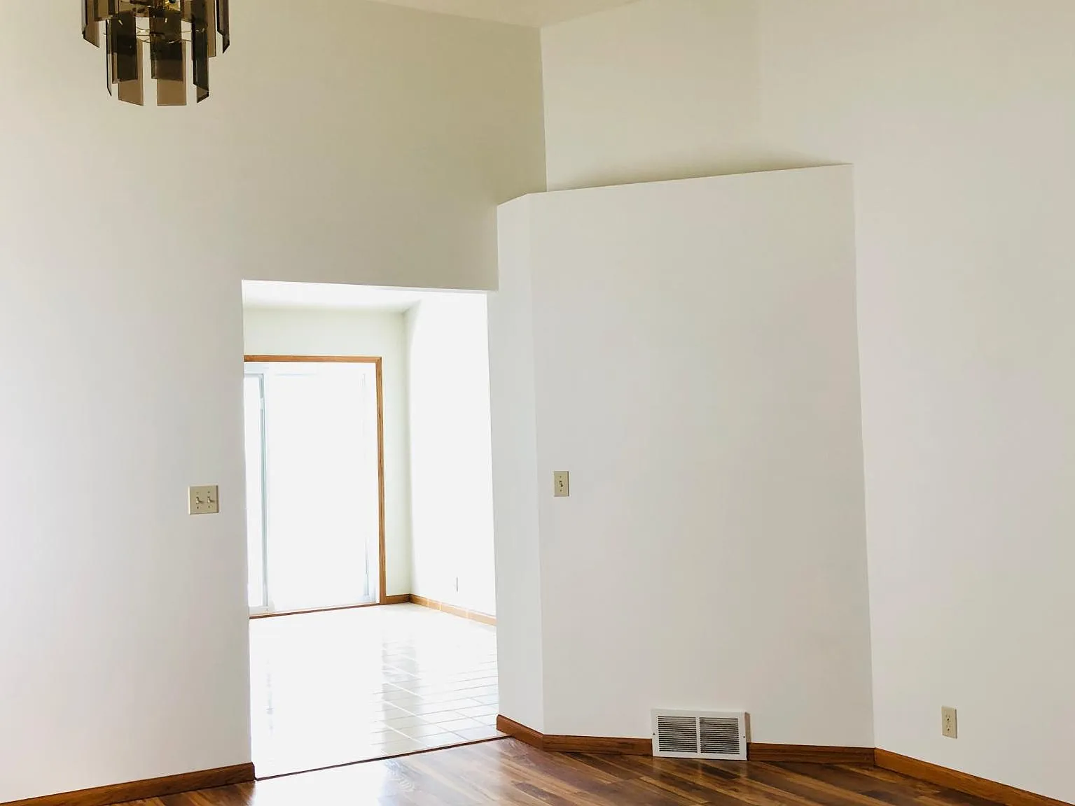 2 bed, 1640 sqft, $1,600 — Photo 4