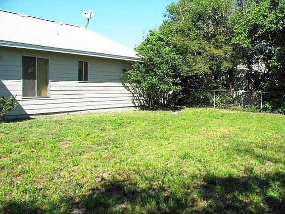 2nd image of 13858 Countryplace Dr