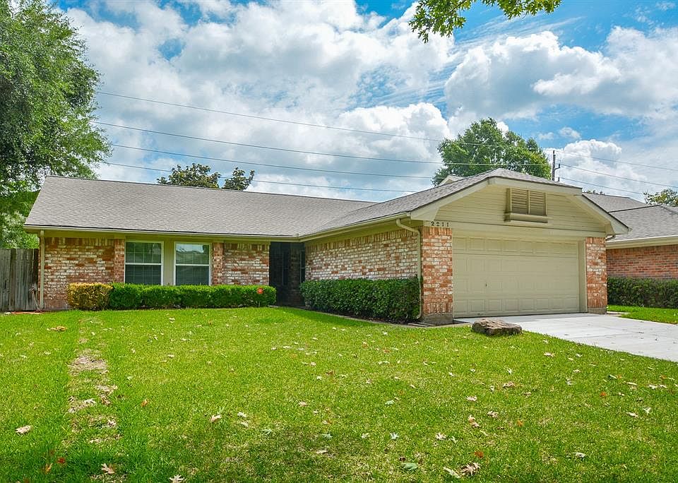 1st image of 2211 Woodstream Blvd