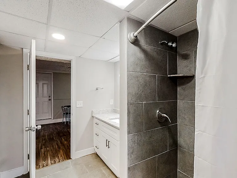 Evenview Dr — Photo 9