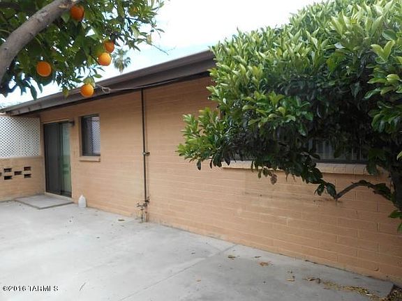 2nd image of 543 N Stewart Ave