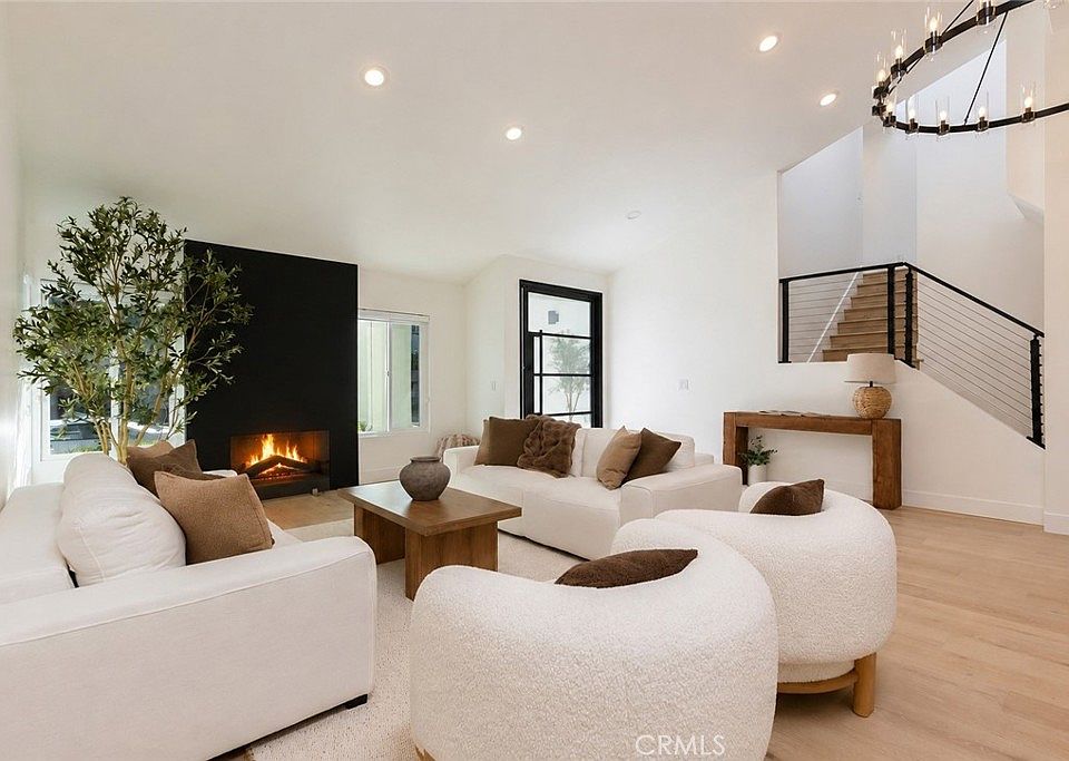 1st image of 13297 Portofino Dr