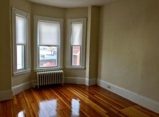 15 Oakes St APT 2L, Everett, MA 02149