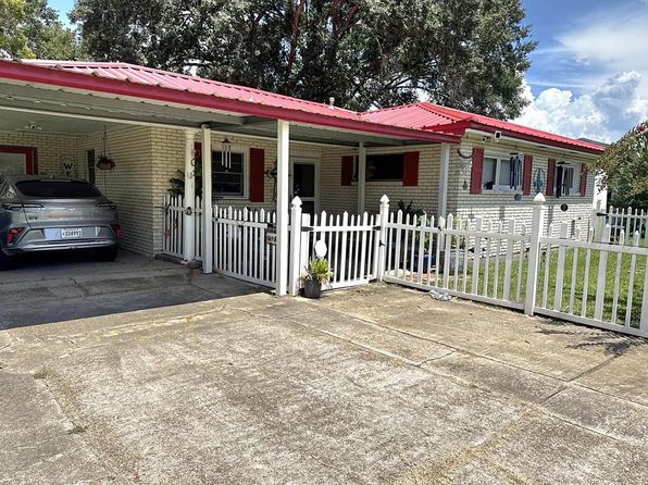 612 Cody St
