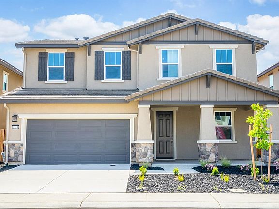 2nd image of 2514 Wisteria Drive