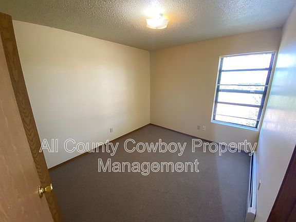 5th image of 3322 Joanna Brunner St APT A8