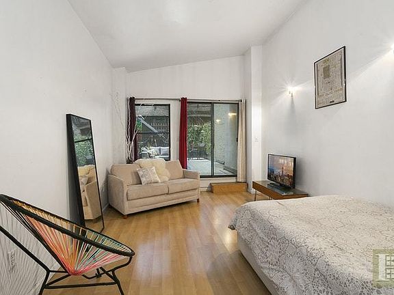 5th image of 35 E 10th St APT 2-G