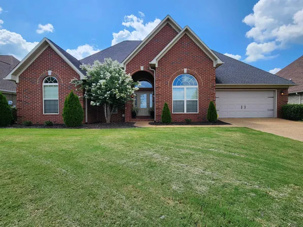 13 Moses Dr, Jackson, TN 38305
