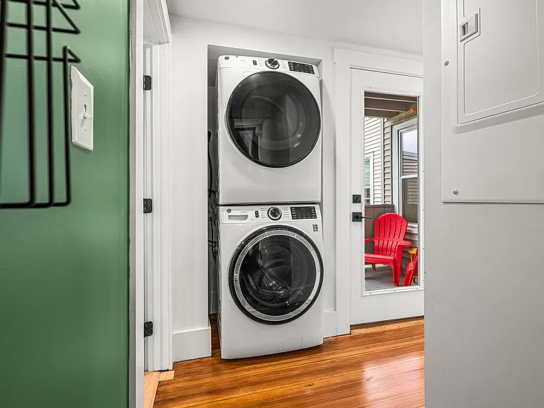 18 Benedict St #3 — Photo 14